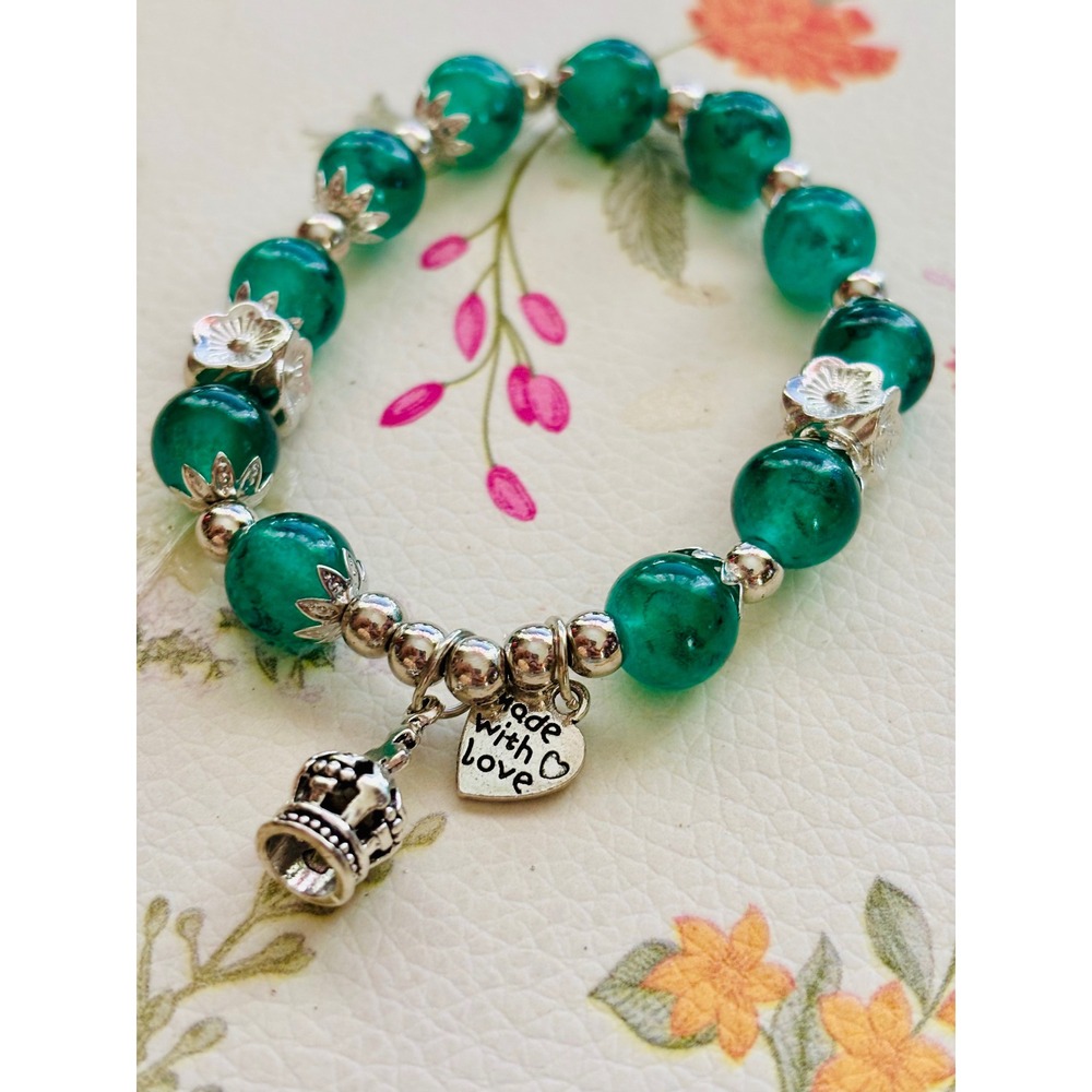 Green Marbled Beaded Stretch Bracelet Silver Crown Heart Flower Charms Boho